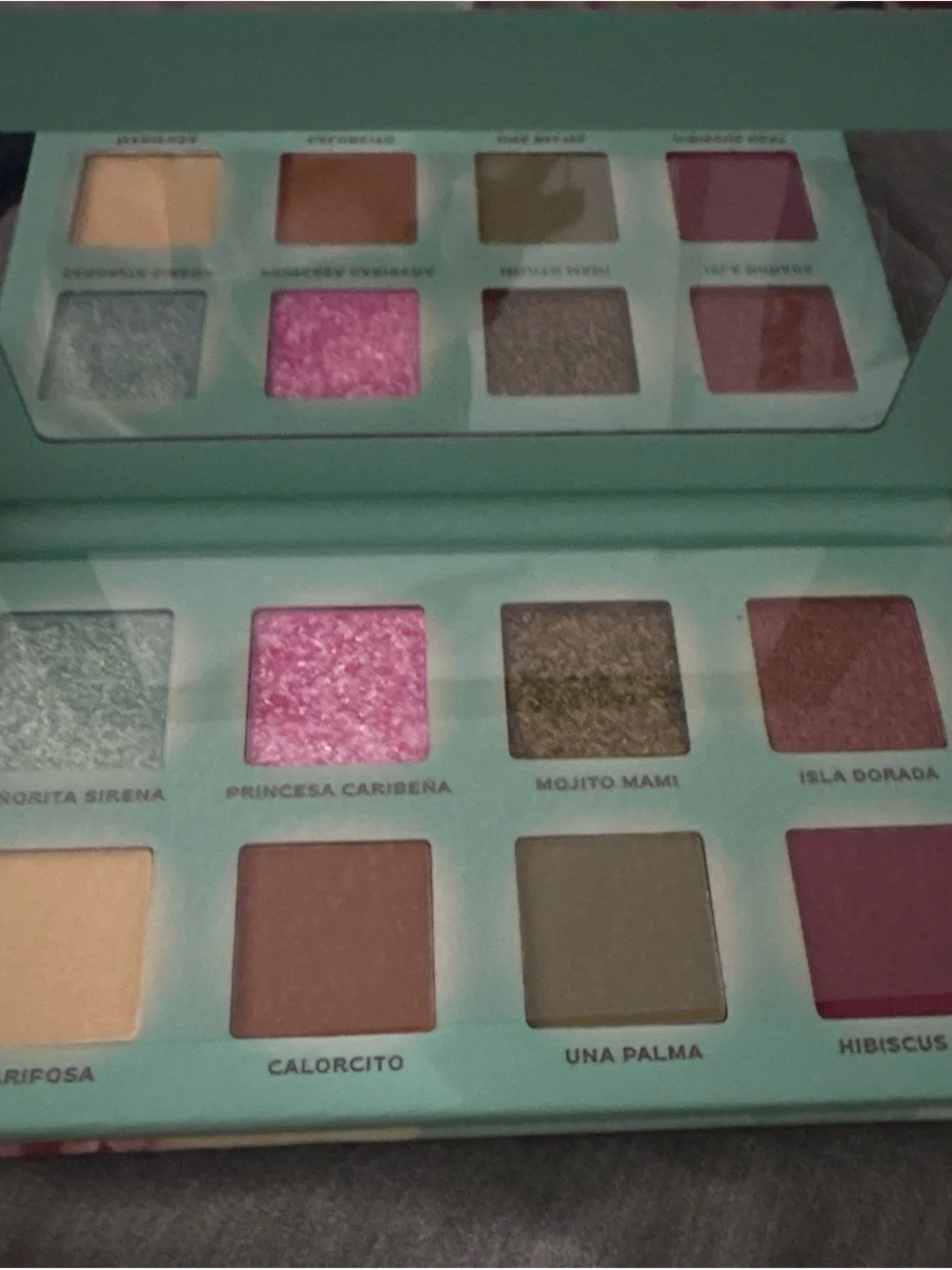 Alamar Cosmetics soft green